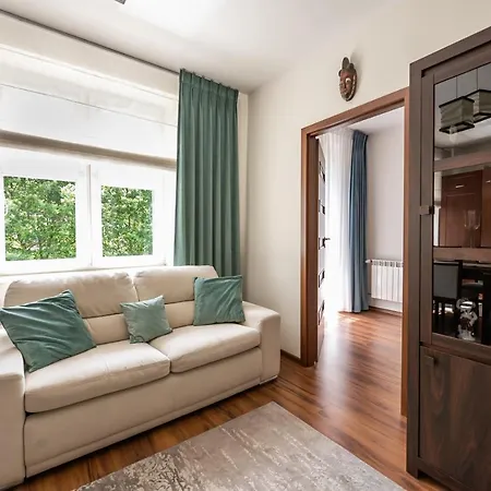 Ogrodowa Warm Wood By Bookinghost Varsó