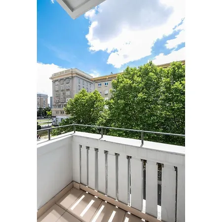 Ogrodowa Warm Wood By Bookinghost Apartman Varsó