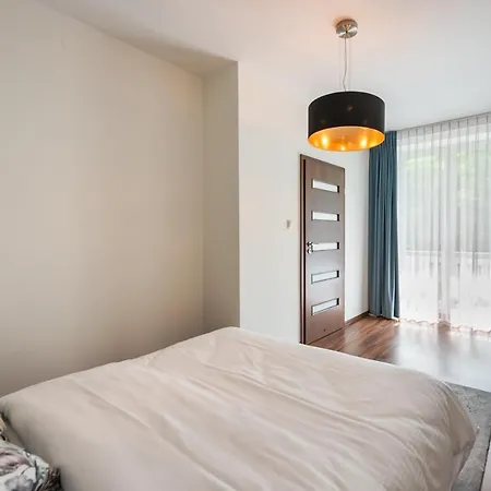 Apartman Ogrodowa Warm Wood By Bookinghost *