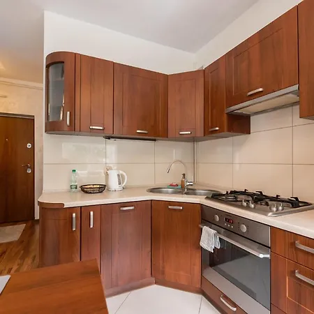 Ogrodowa Warm Wood By Bookinghost ワルシャワ